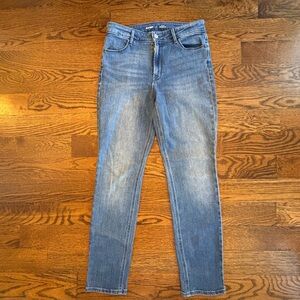 Old Navy High-Rise Wow Straight Leg Women's Jeans